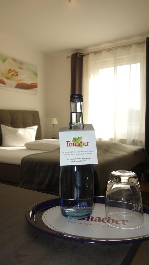 Hotel Restaurant Erbprinz Walldorf Bagian luar foto