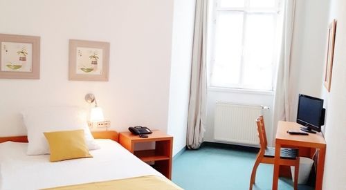 Hotel Restaurant Erbprinz Walldorf Bagian luar foto